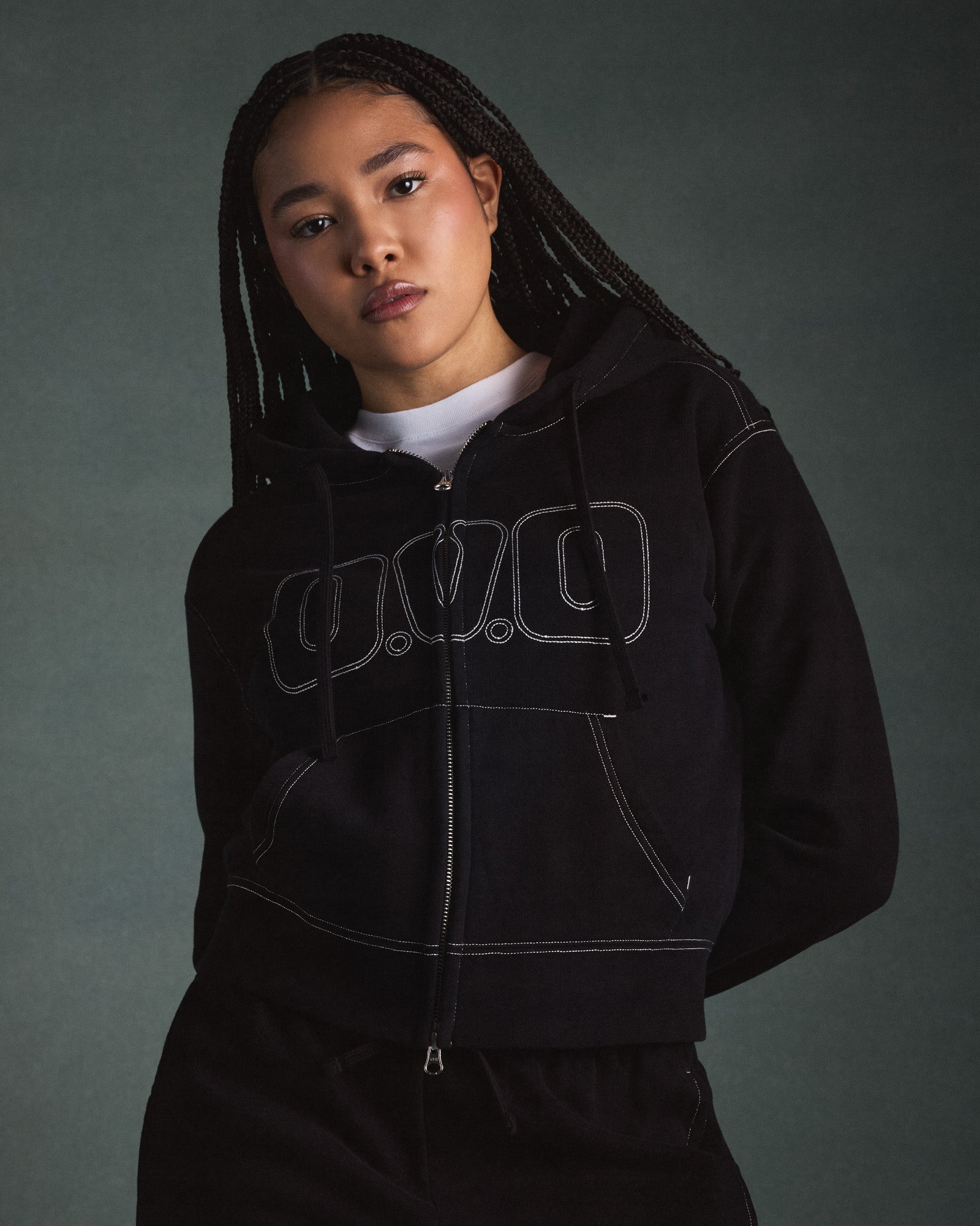 Contrast-Stitch Full-Zip Hoodie - Black IMAGE #2