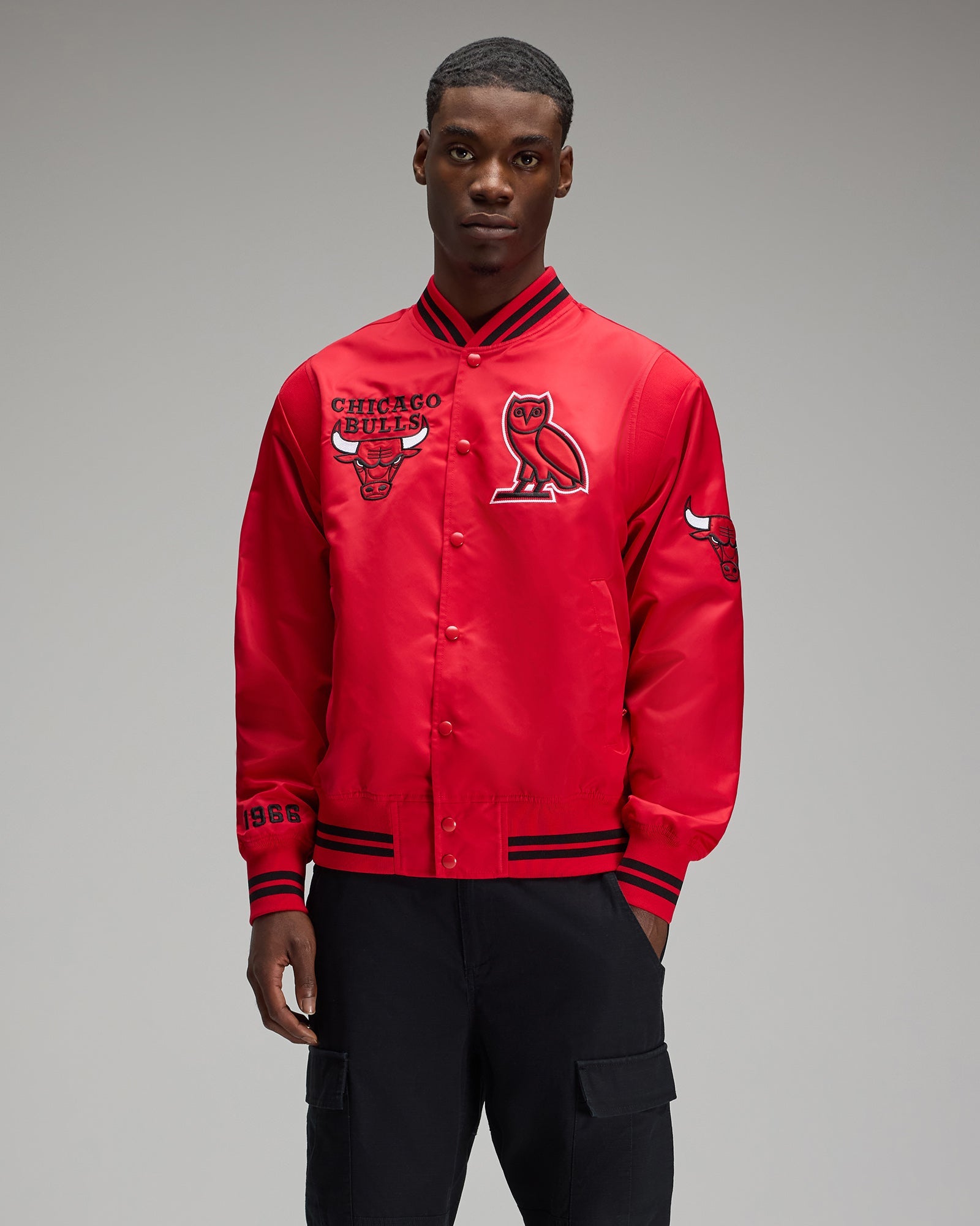 NBA Chicago Bulls Satin Varsity Jacket - Red IMAGE #6