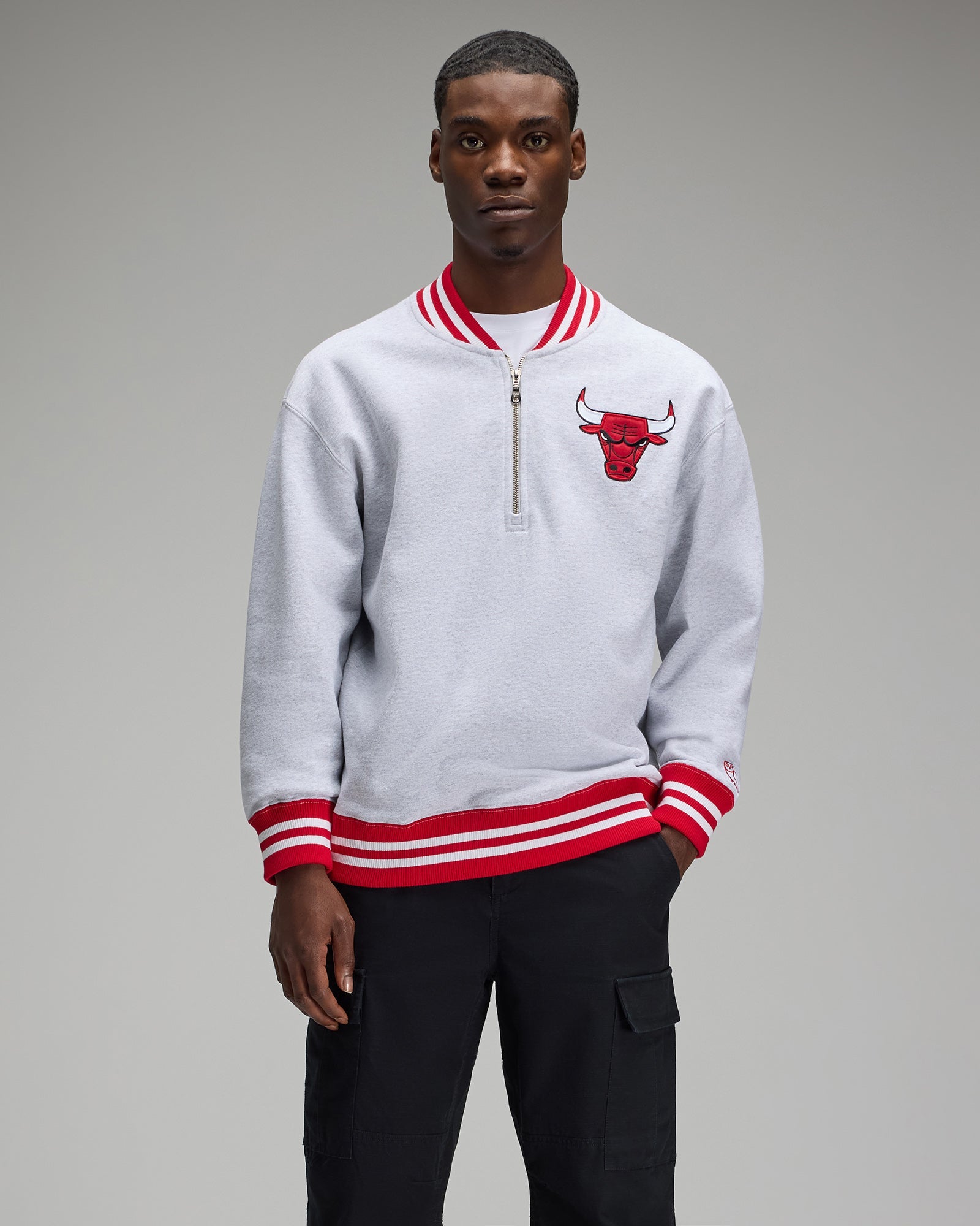 NBA Chicago Bulls Quarter-Zip Mockneck Sweatshirt - Ash Heather Grey IMAGE #6