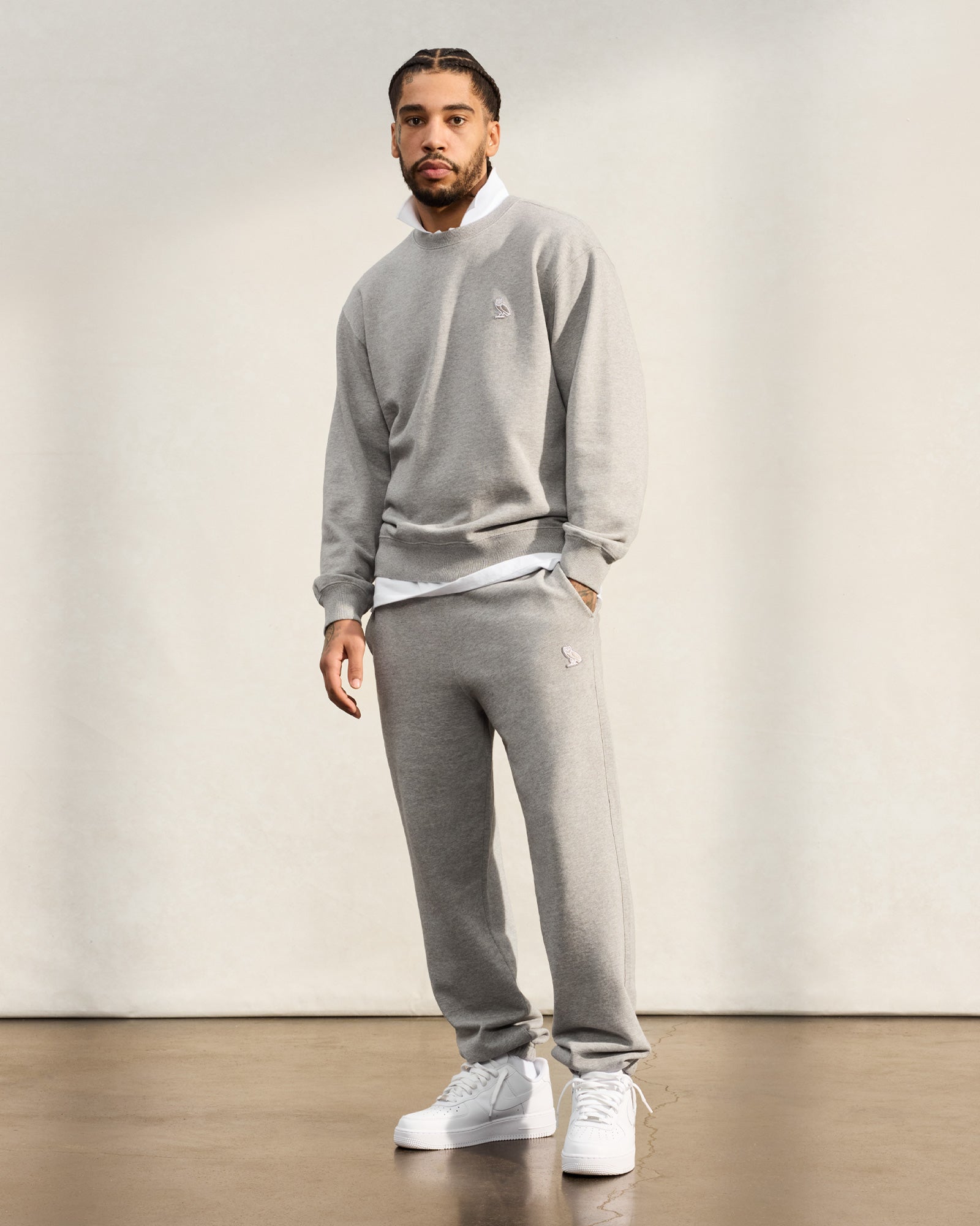 Classic Relaxed Fit Sweatpant - Heather Grey IMAGE #2